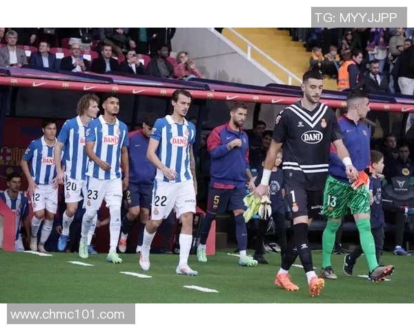 韦斯卡主场迎战巴塞罗那双方争夺西甲积分宝贵战役